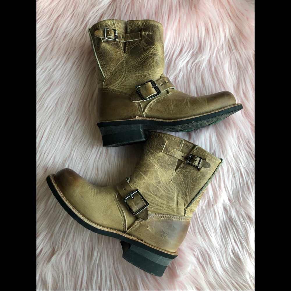 FRYE Groucho Engineer Moto Buckle Boots Sand 5.5